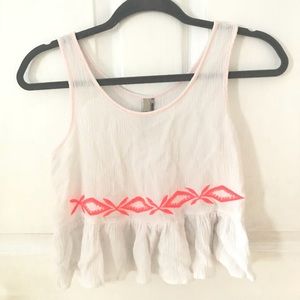 White and Neon Pink Crop Top👚